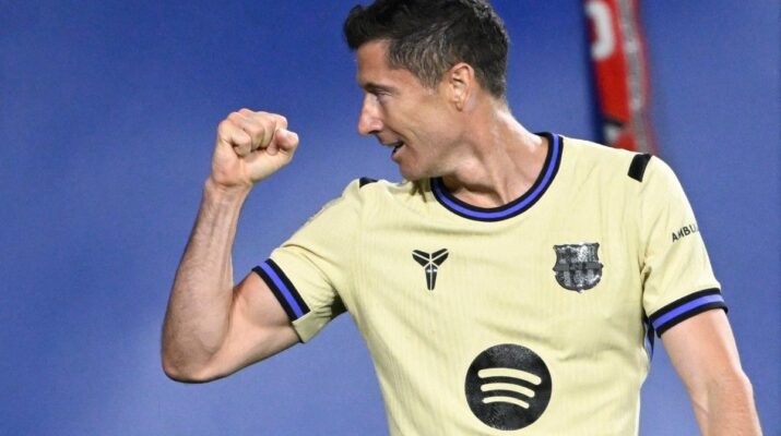 Agen Robert Lewandowski Dikabarkan Bertemu Klub Italia, Masa Depan Sang Striker Jadi Sorotan
