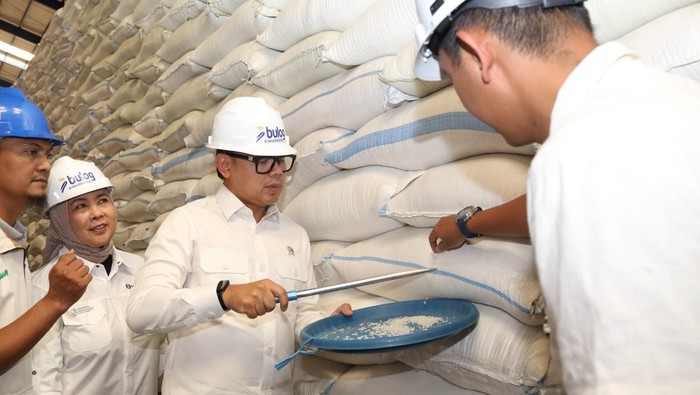 Kementerian Dalam Negeri Republik Indonesia Minta Kepala Daerah Aktif Pantau Distribusi dan Harga Komoditas