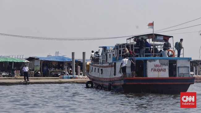 Kapal Alami Mati Mesin di Tengah Laut, 26 Penumpang Berhasil Dievakuasi ke Pulau Panggang